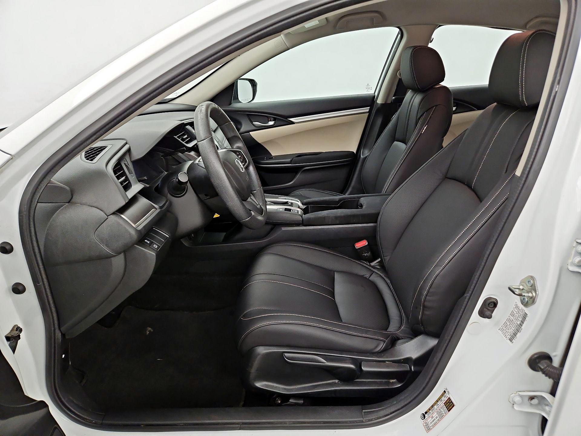 Thumbnail: 2016 Honda Civic - 11