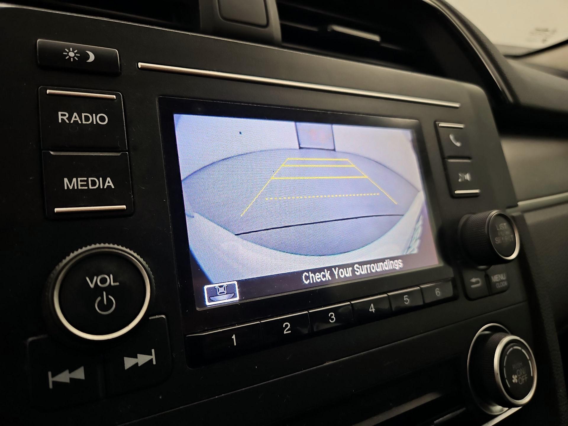 Thumbnail: 2016 Honda Civic - 14