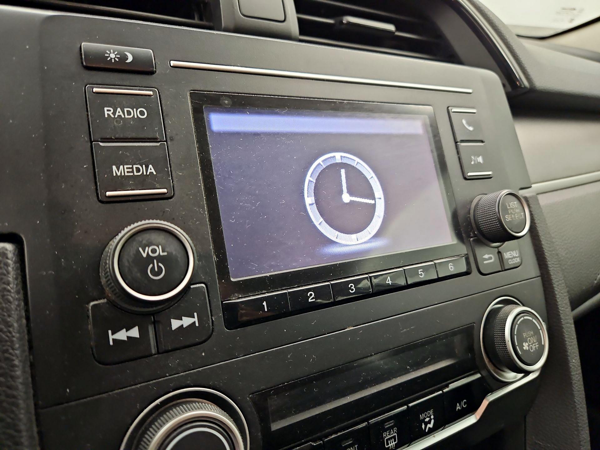 Thumbnail: 2016 Honda Civic - 15