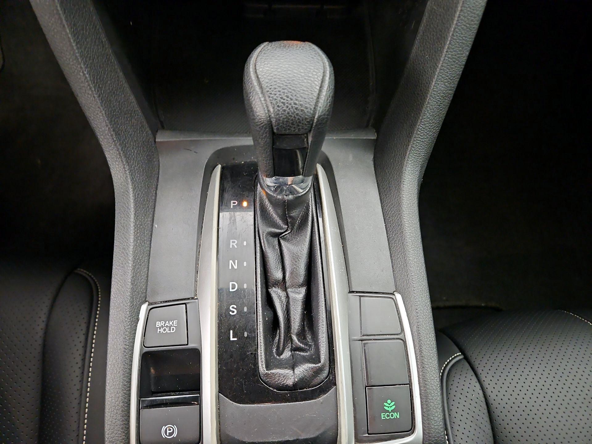 Thumbnail: 2016 Honda Civic - 17
