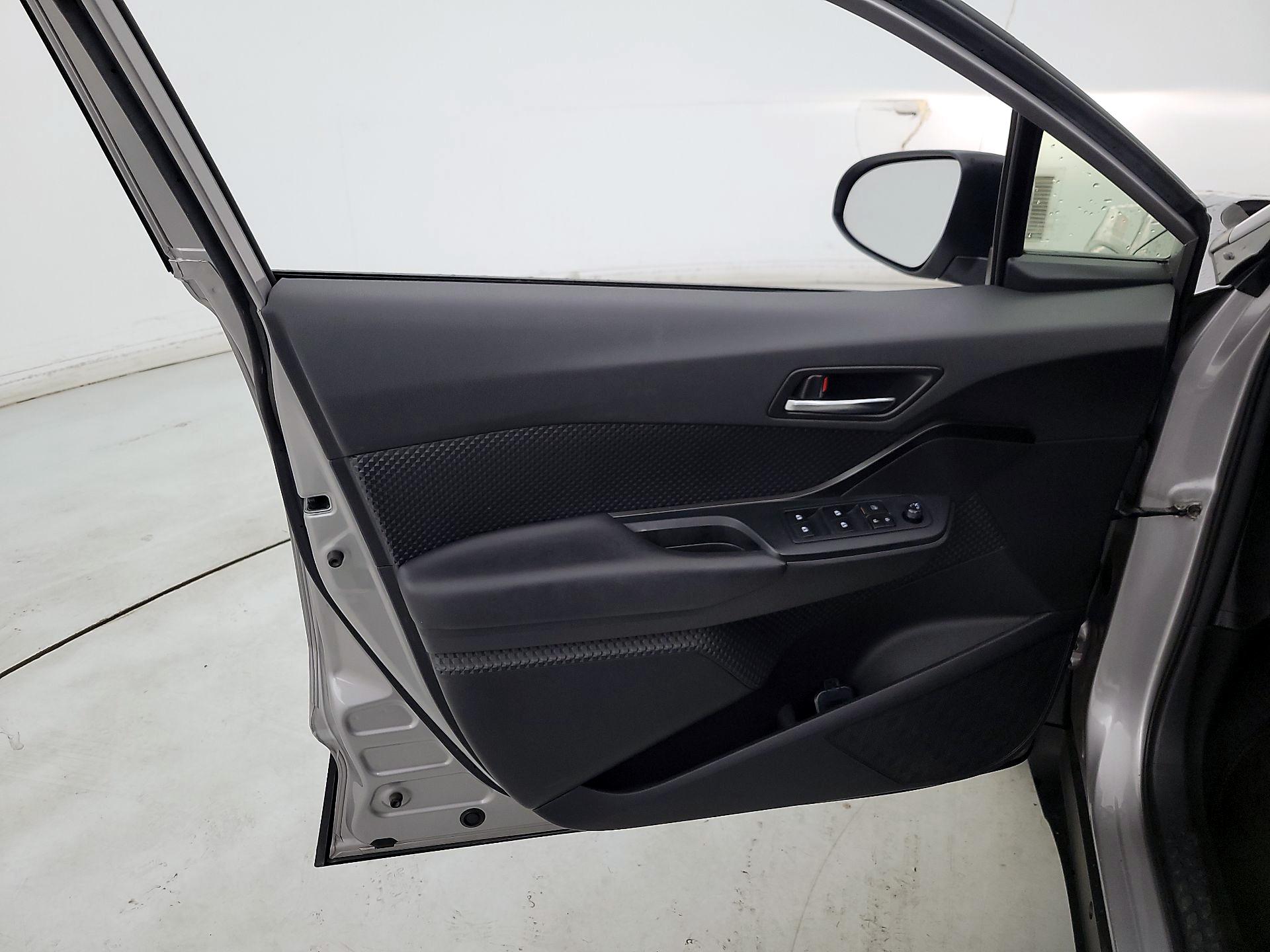 Thumbnail: 2019 Toyota C-HR - 12