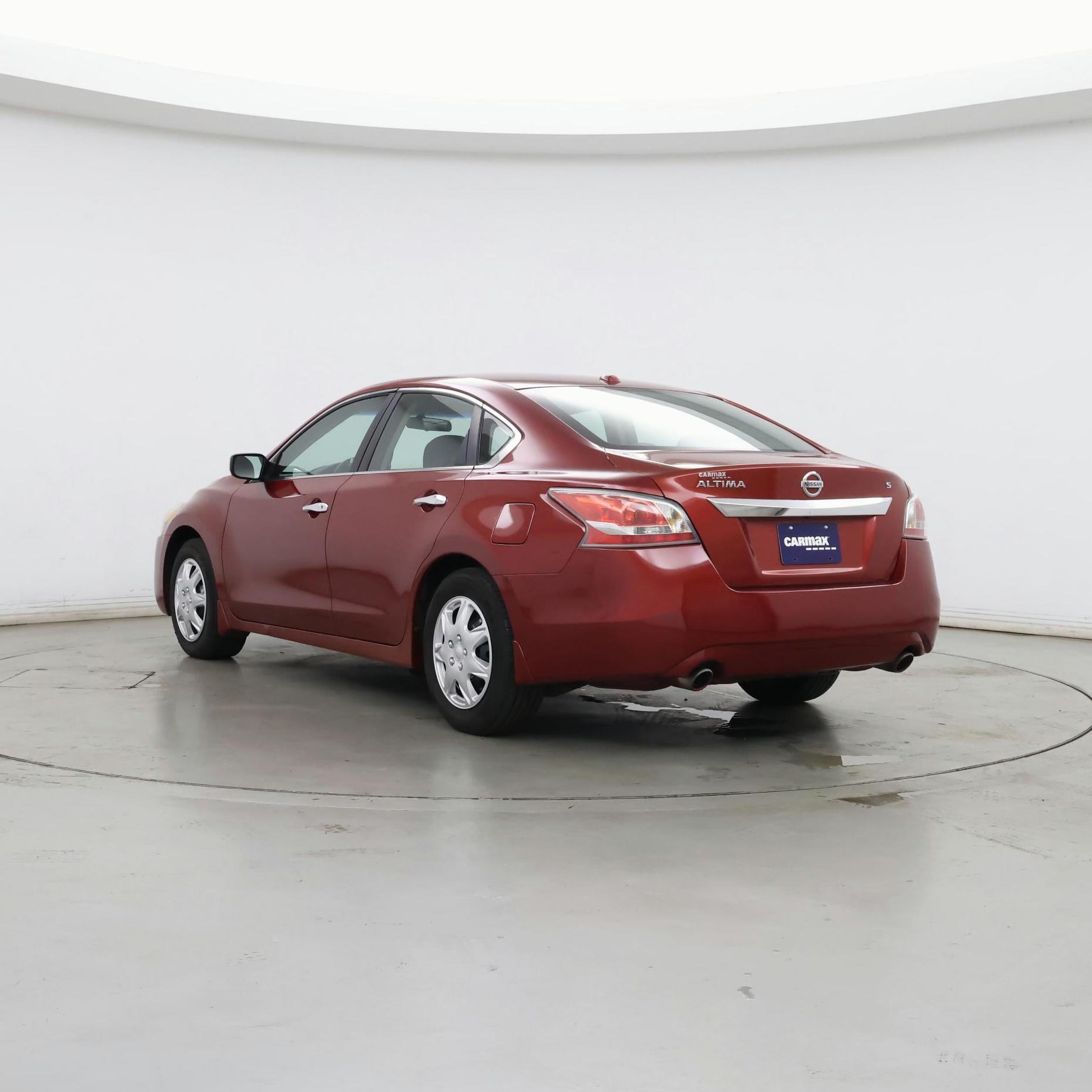 Thumbnail: 2015 Nissan Altima - 2