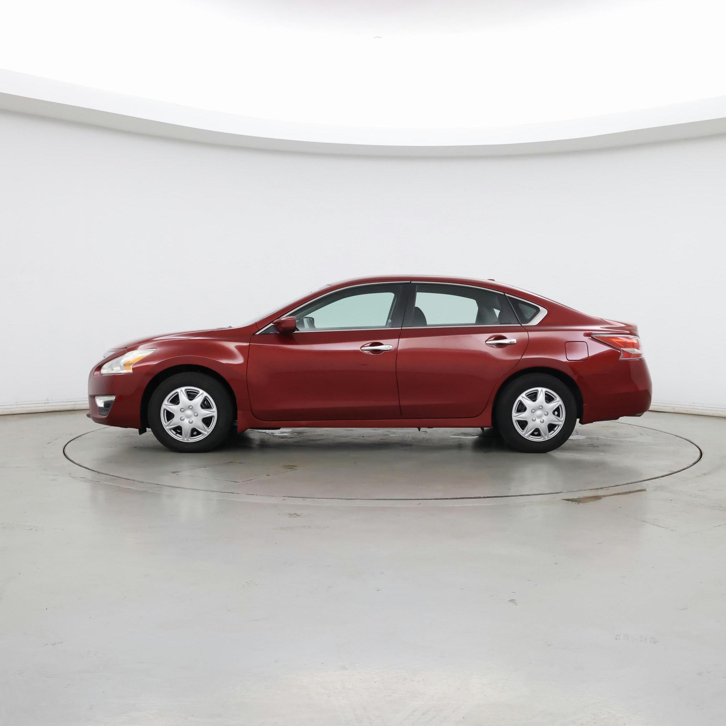 Thumbnail: 2015 Nissan Altima - 3