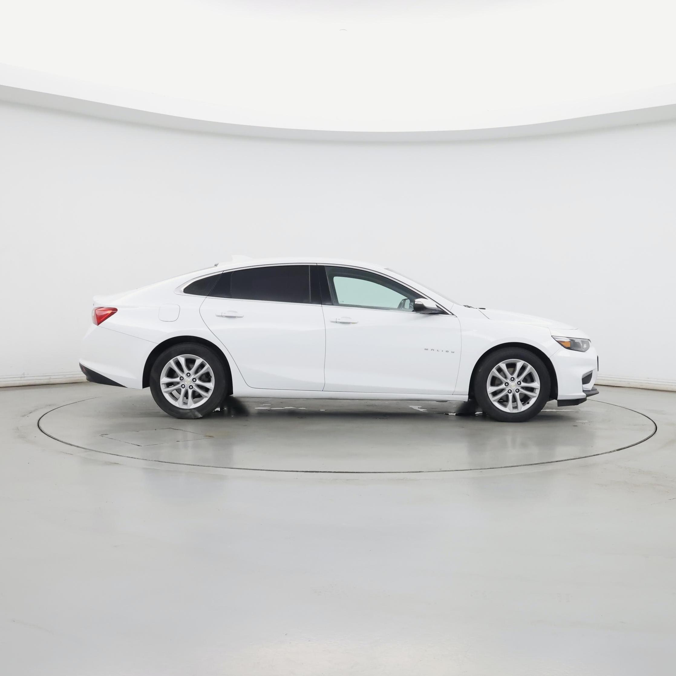 Thumbnail: 2016 Chevrolet Malibu - 7