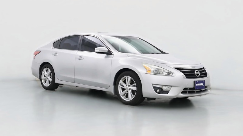 2015 Nissan Altima SV Hero Image