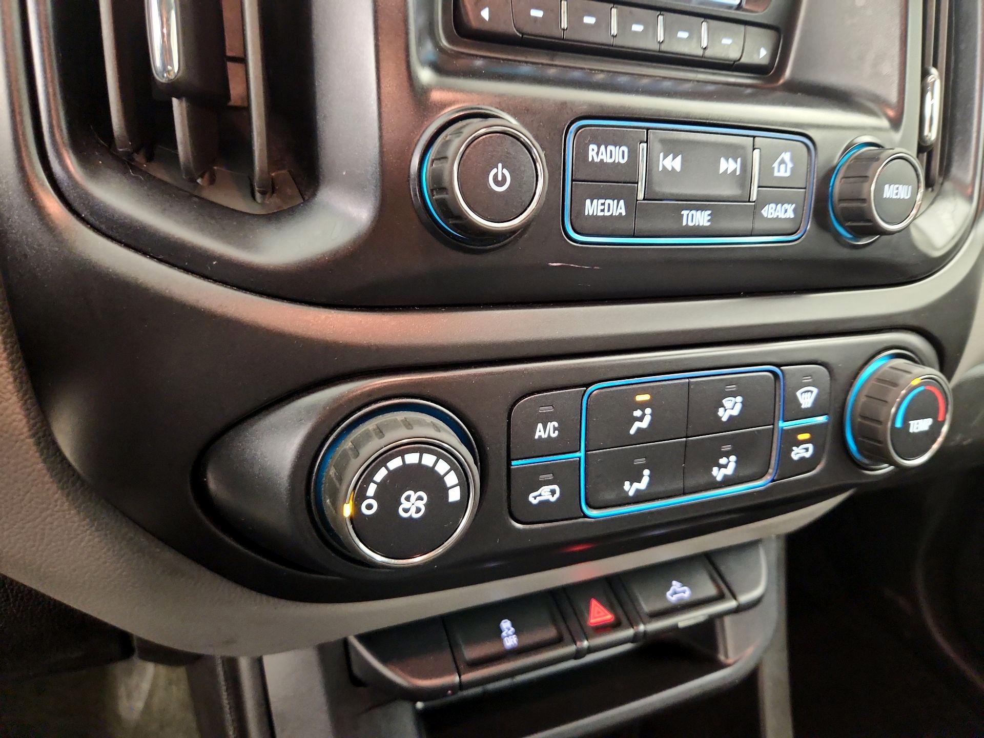 Thumbnail: 2016 Chevrolet Colorado - 16