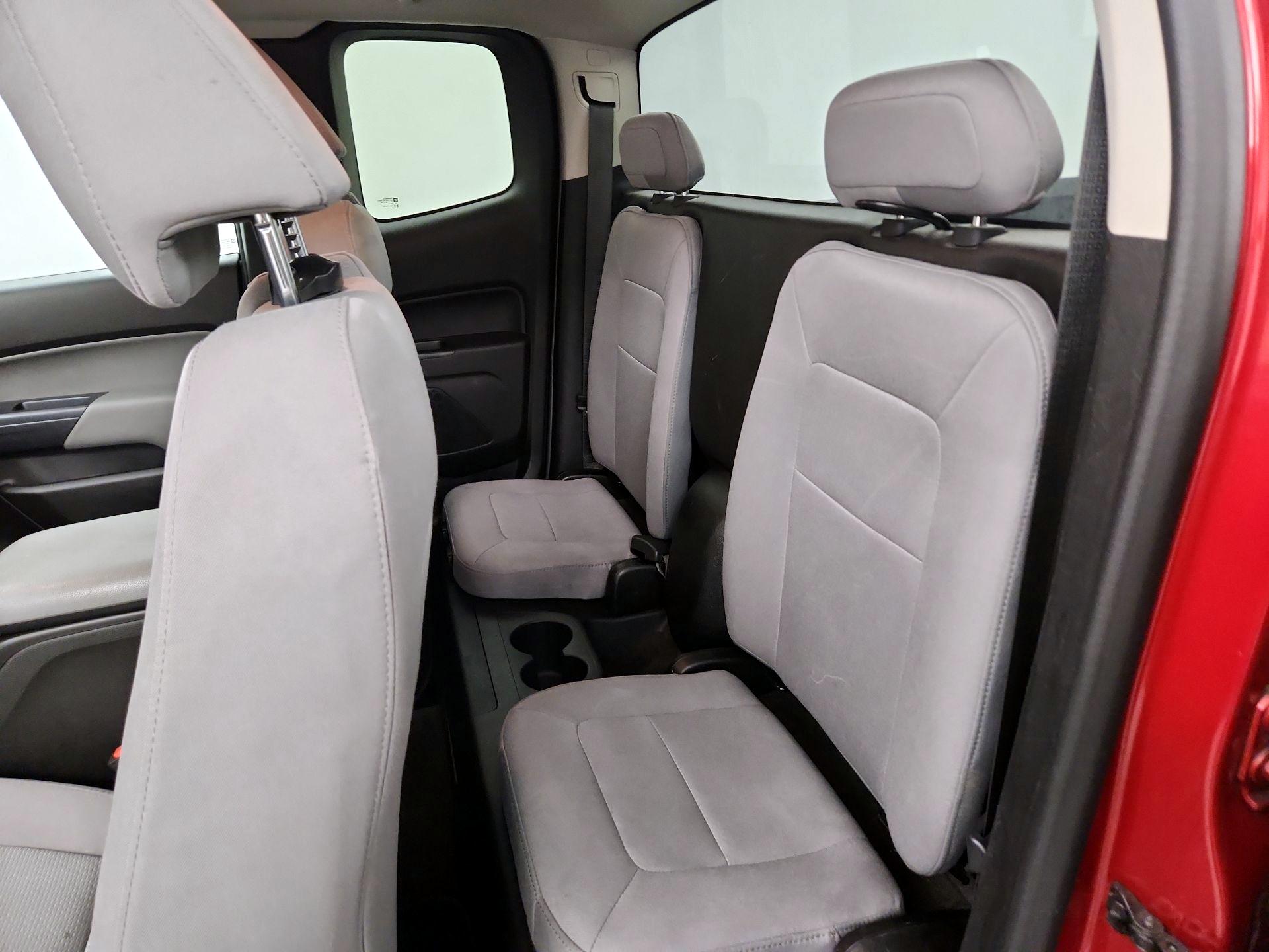 Thumbnail: 2016 Chevrolet Colorado - 19