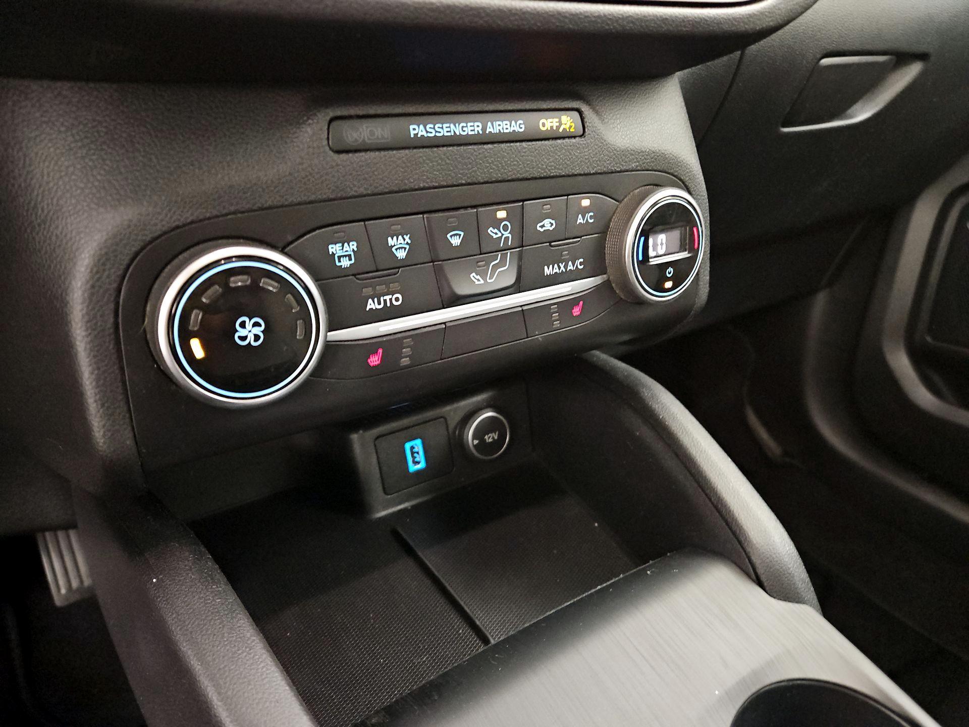 Thumbnail: 2020 Ford Escape - 16