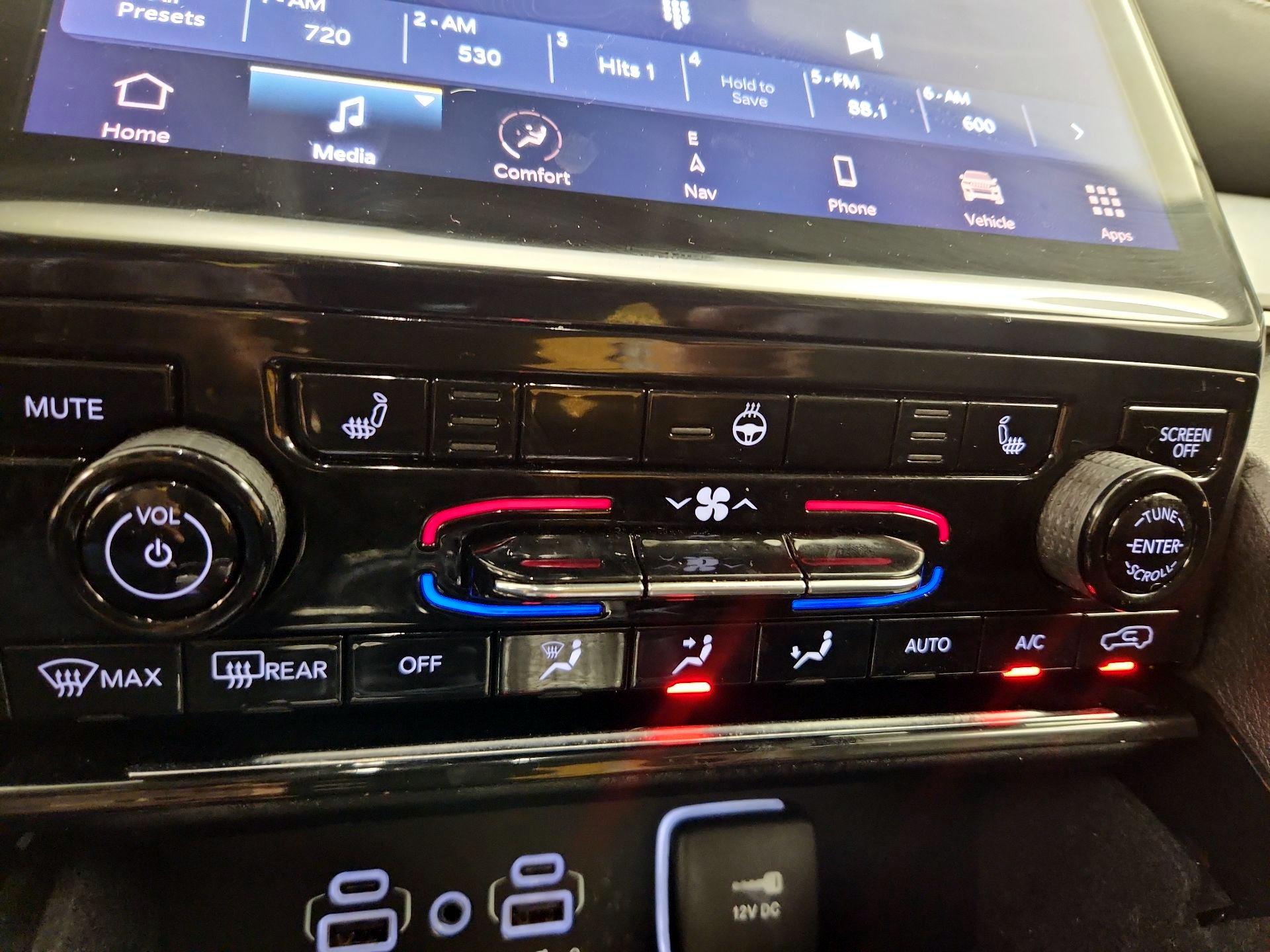 Thumbnail: 2021 Jeep Grand Cherokee L - 17