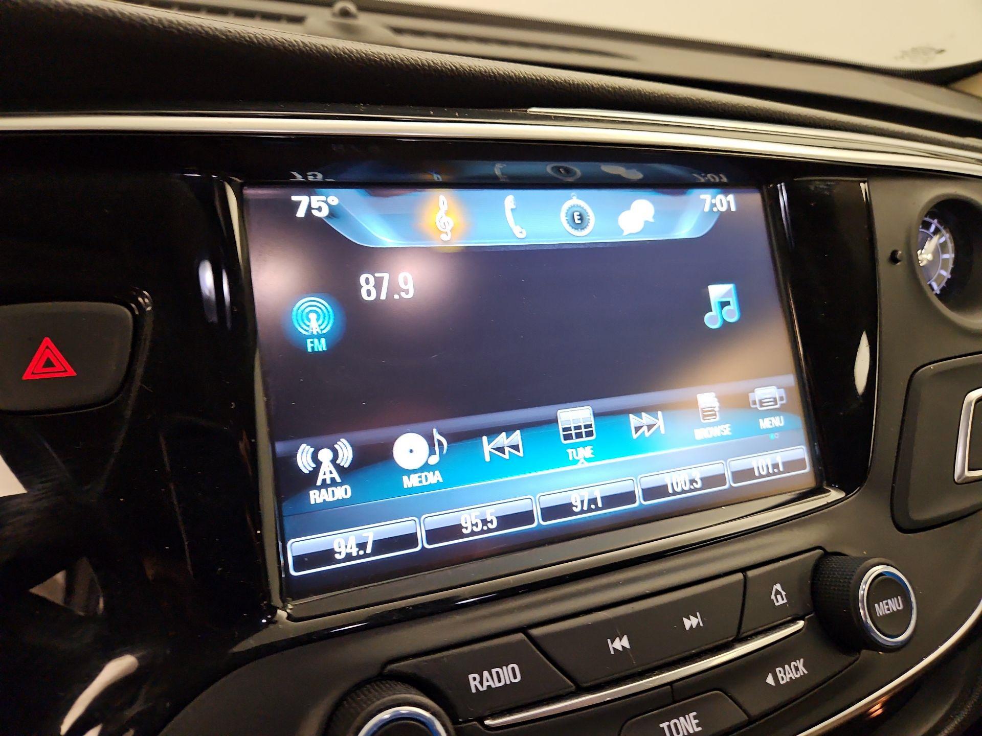 Thumbnail: 2017 Buick Envision - 15
