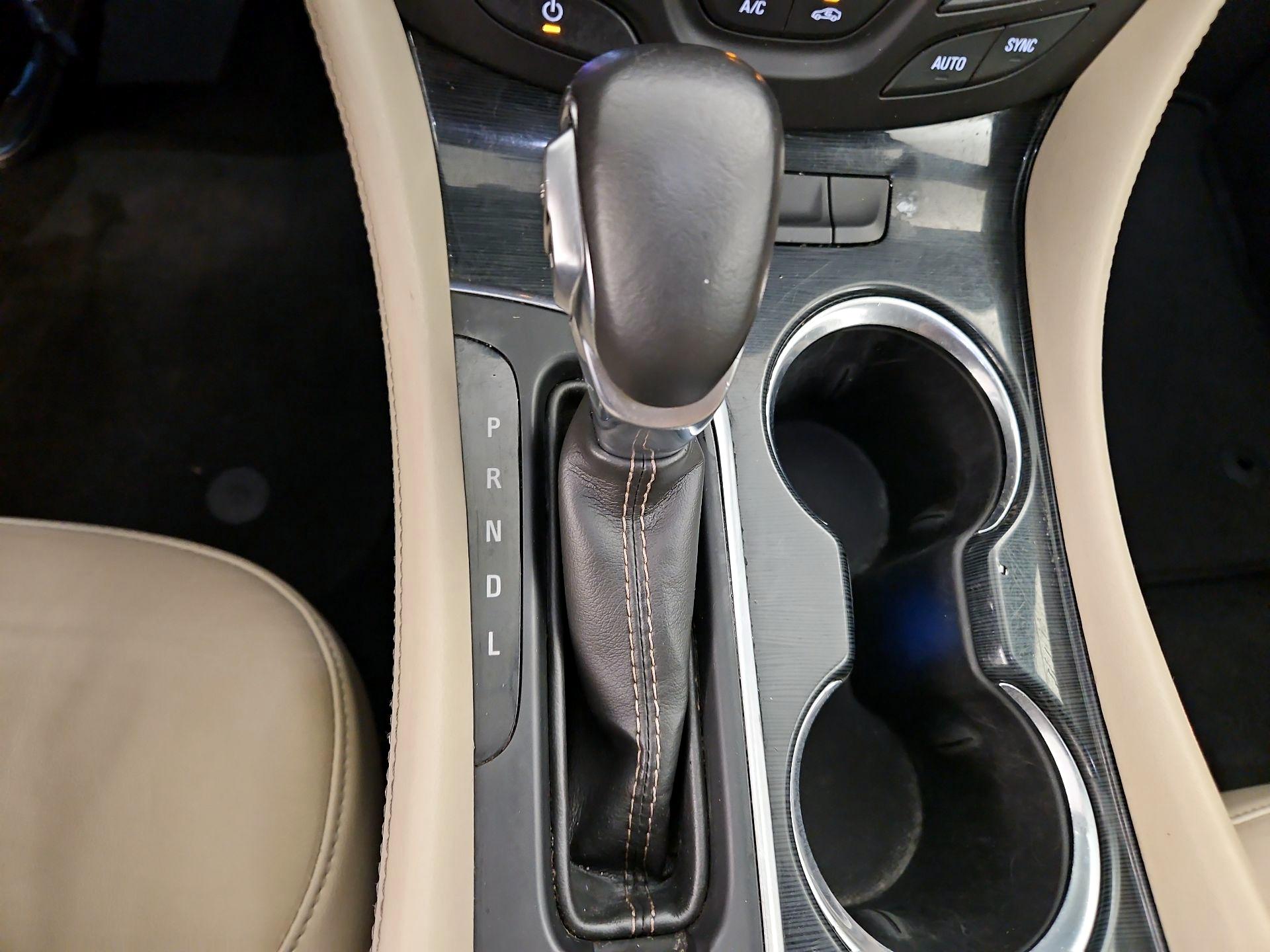 Thumbnail: 2017 Buick Envision - 17