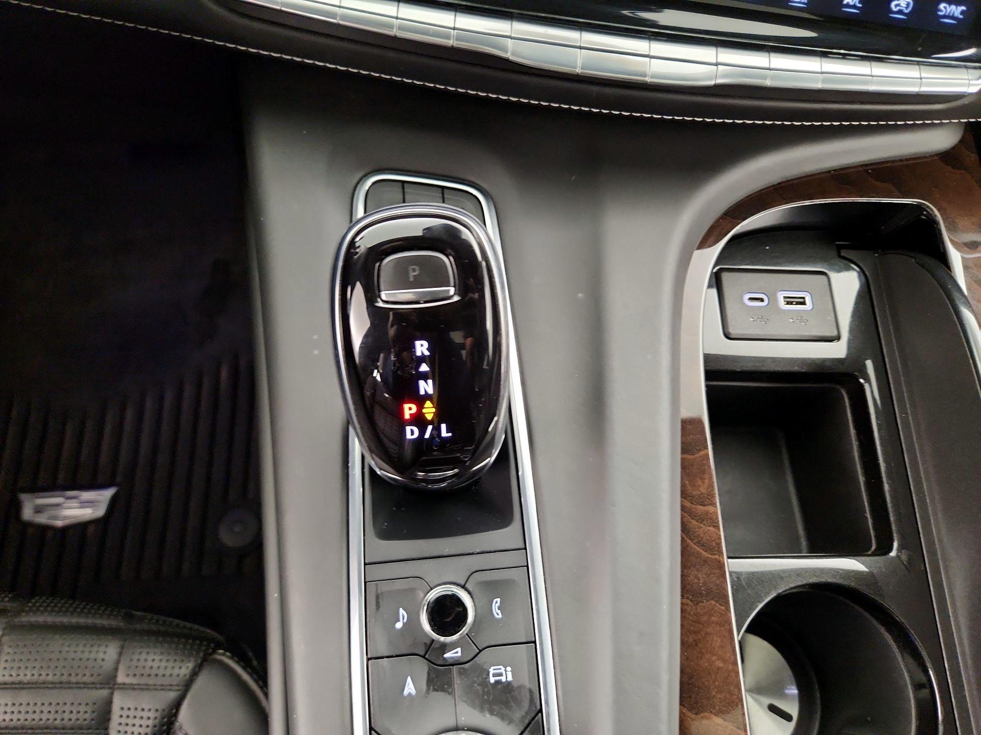 Thumbnail: 2022 Cadillac Escalade - 18