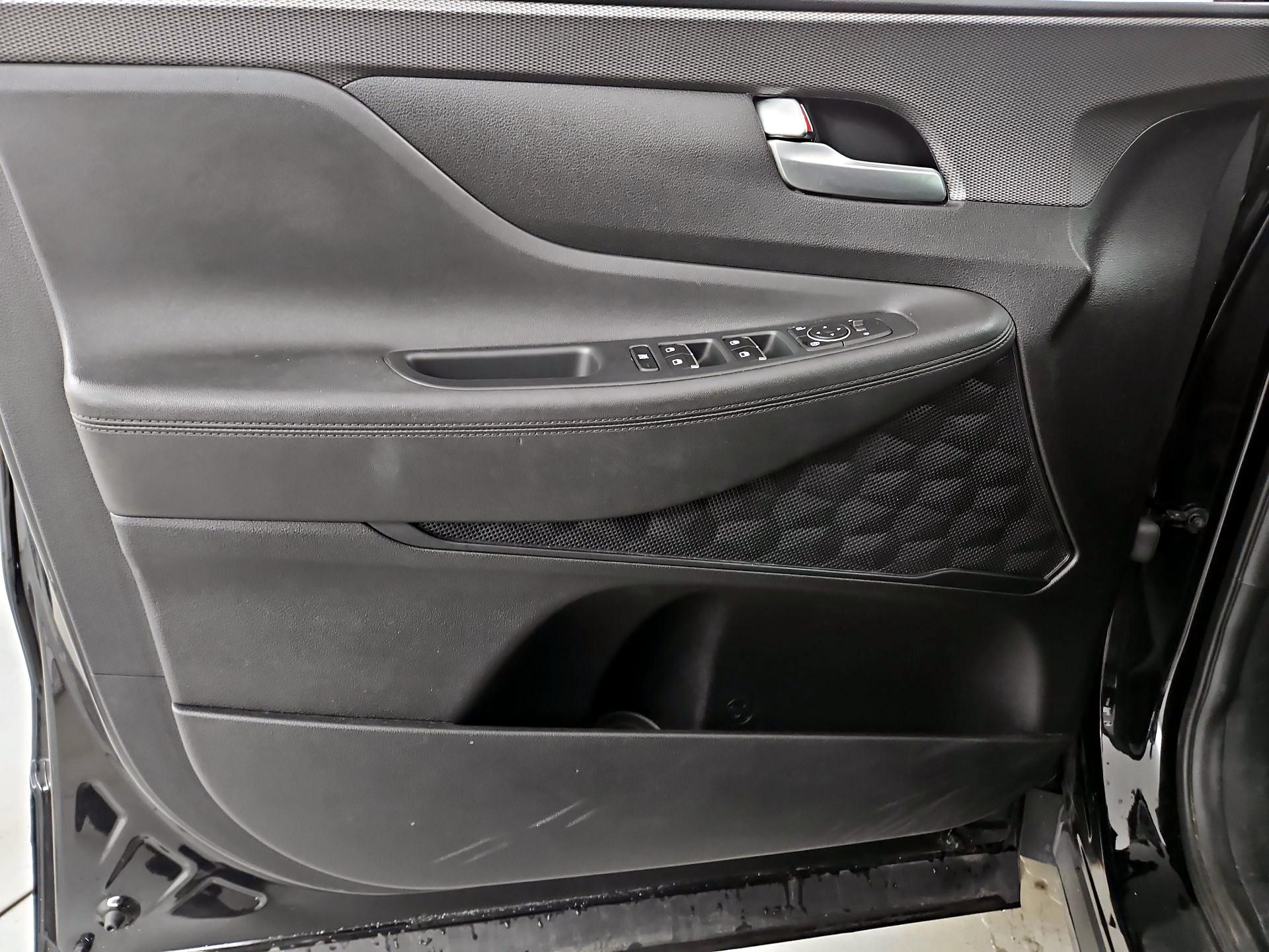 Thumbnail: 2020 Hyundai Santa Fe - 12