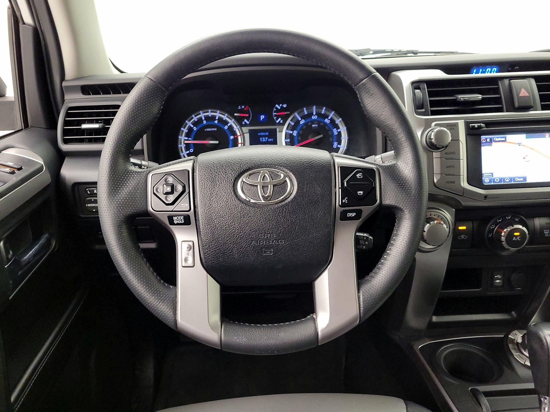 Thumbnail: 2015 Toyota 4Runner - 10