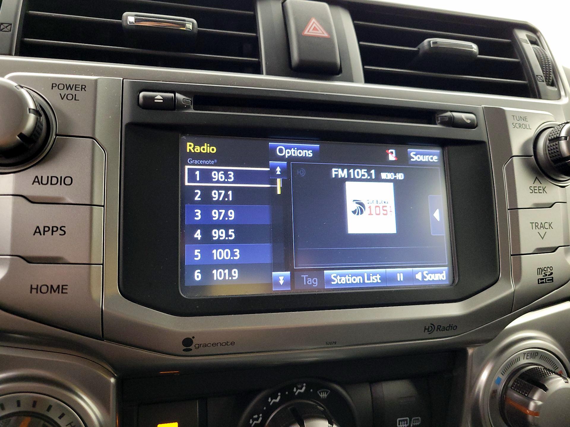 Thumbnail: 2015 Toyota 4Runner - 16