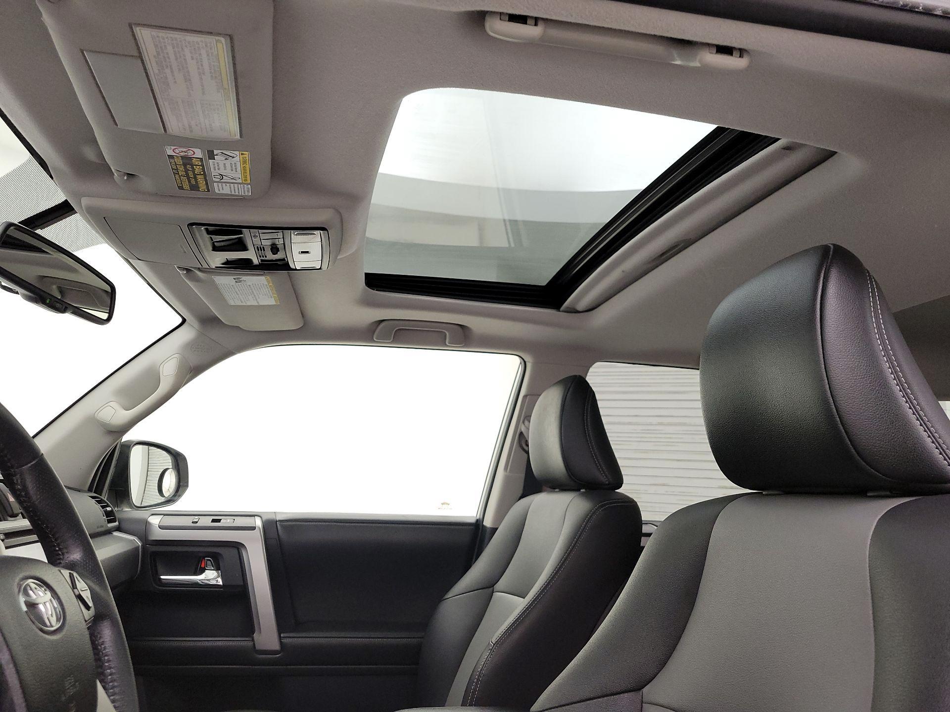 Thumbnail: 2015 Toyota 4Runner - 20