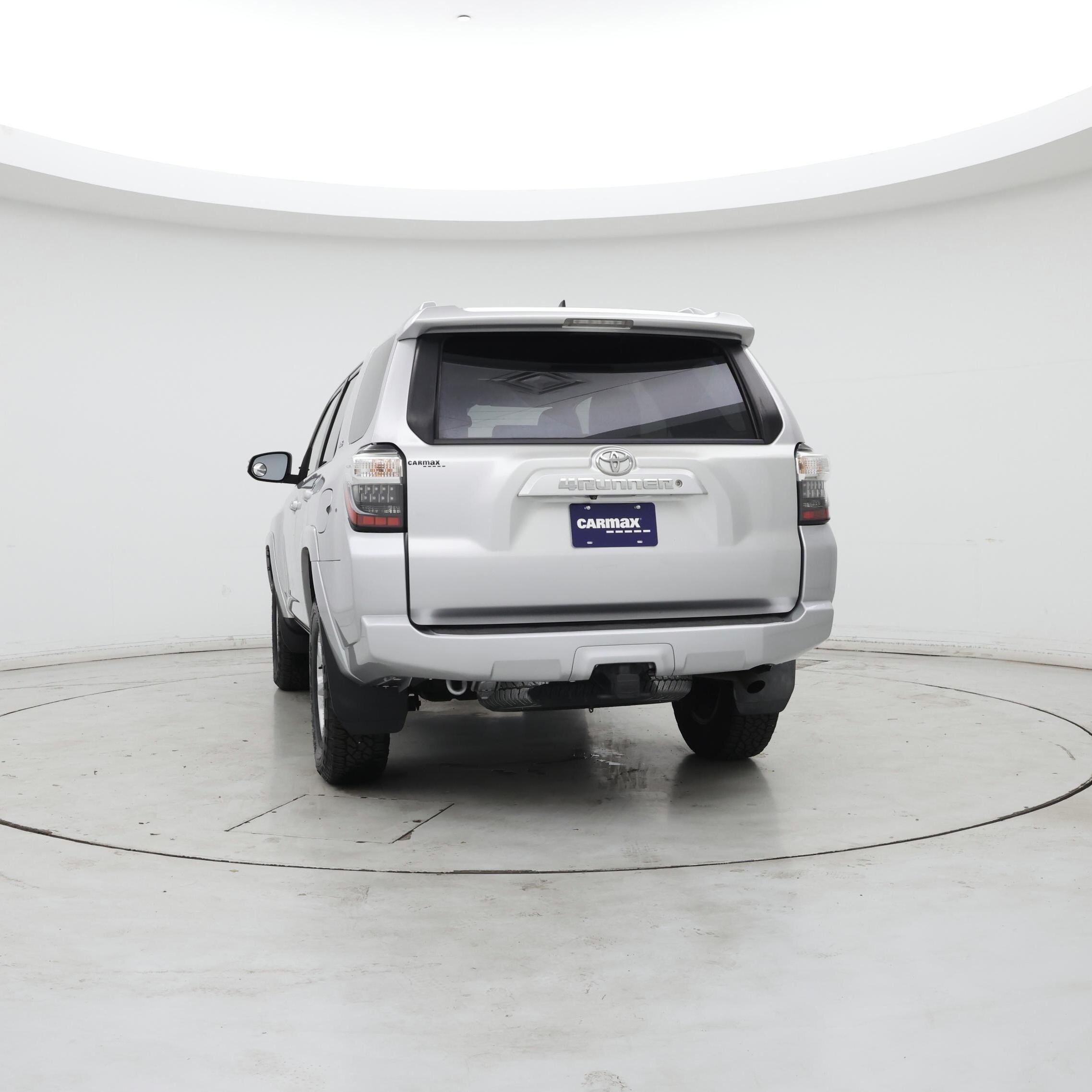 Thumbnail: 2015 Toyota 4Runner - 6