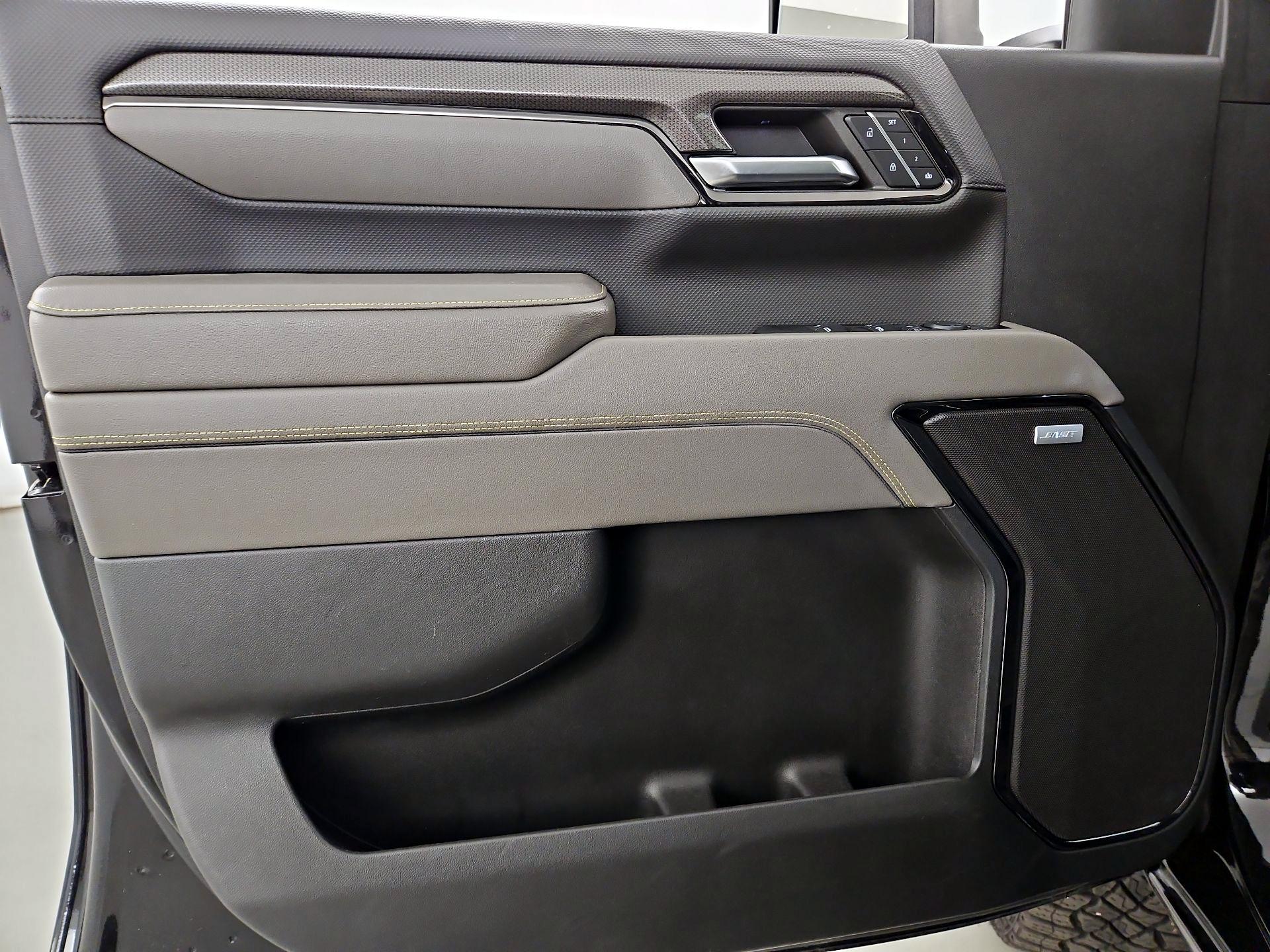 Thumbnail: 2024 Chevrolet Silverado 2500 - 12