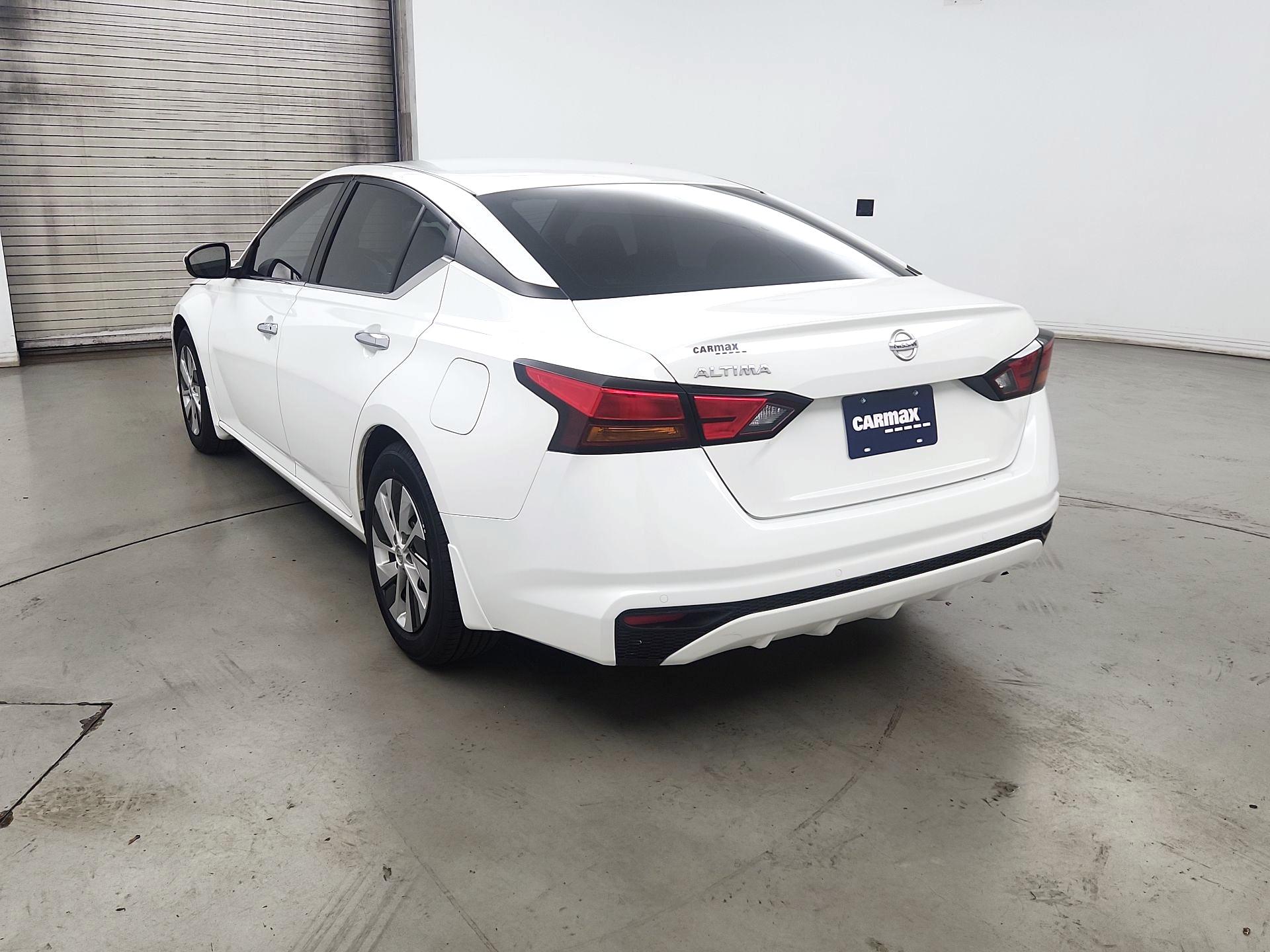Thumbnail: 2021 Nissan Altima - 7