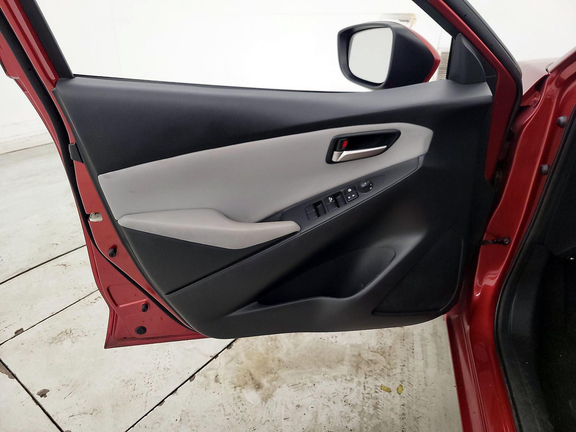 Thumbnail: 2020 Toyota Yaris - 12