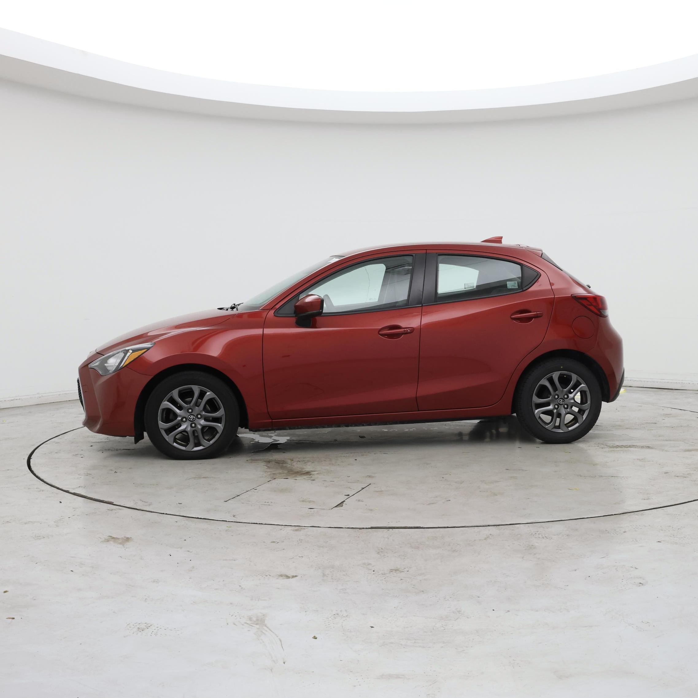 Thumbnail: 2020 Toyota Yaris - 3