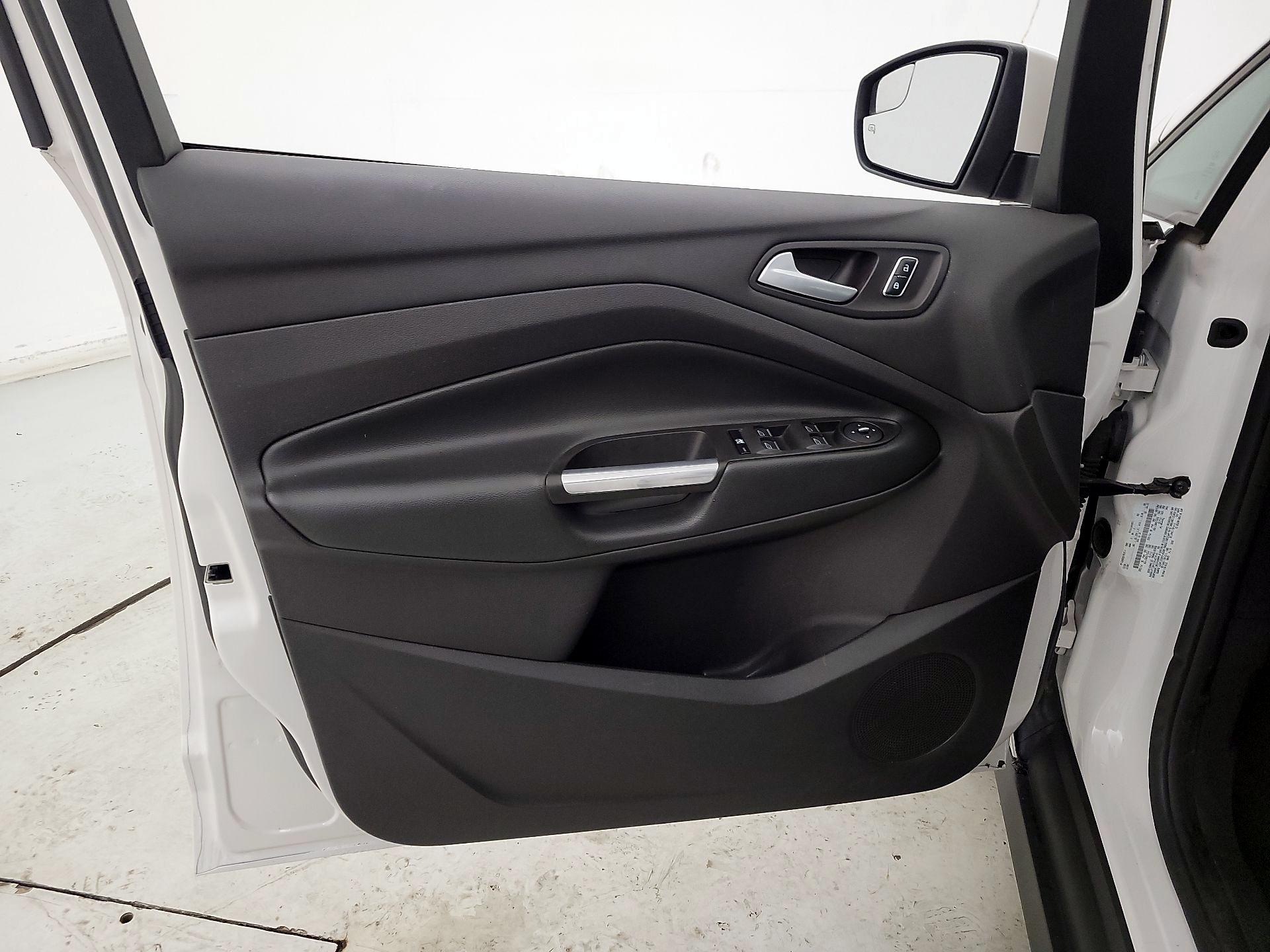 Thumbnail: 2014 Ford C-Max - 12