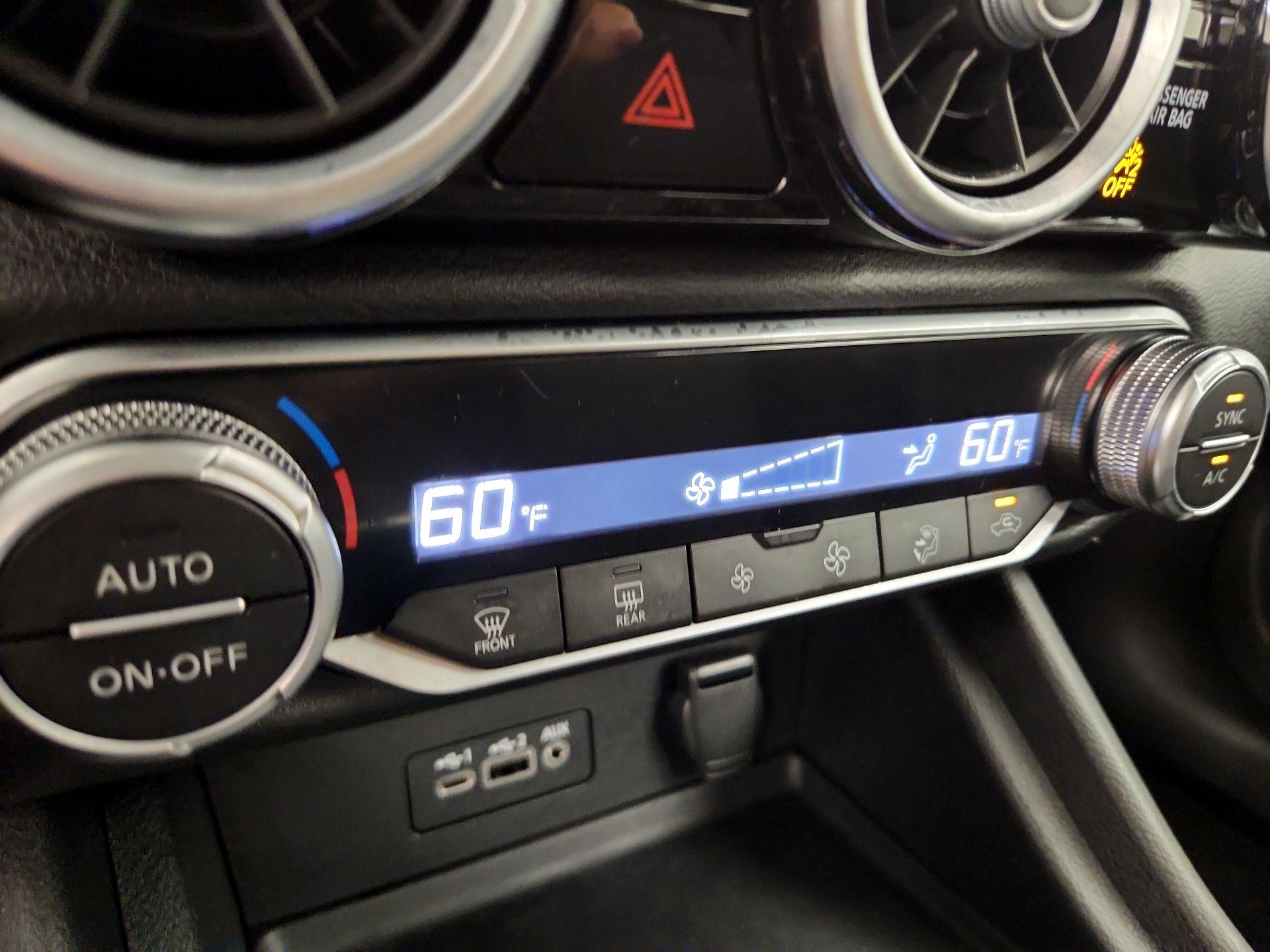 Thumbnail: 2020 Nissan Sentra - 16