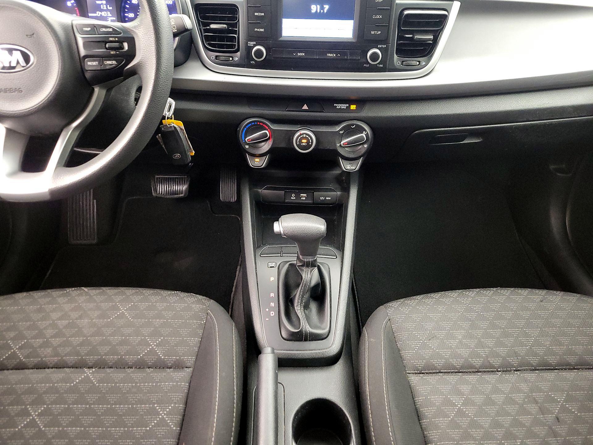 Thumbnail: 2018 Kia Rio5 - 17