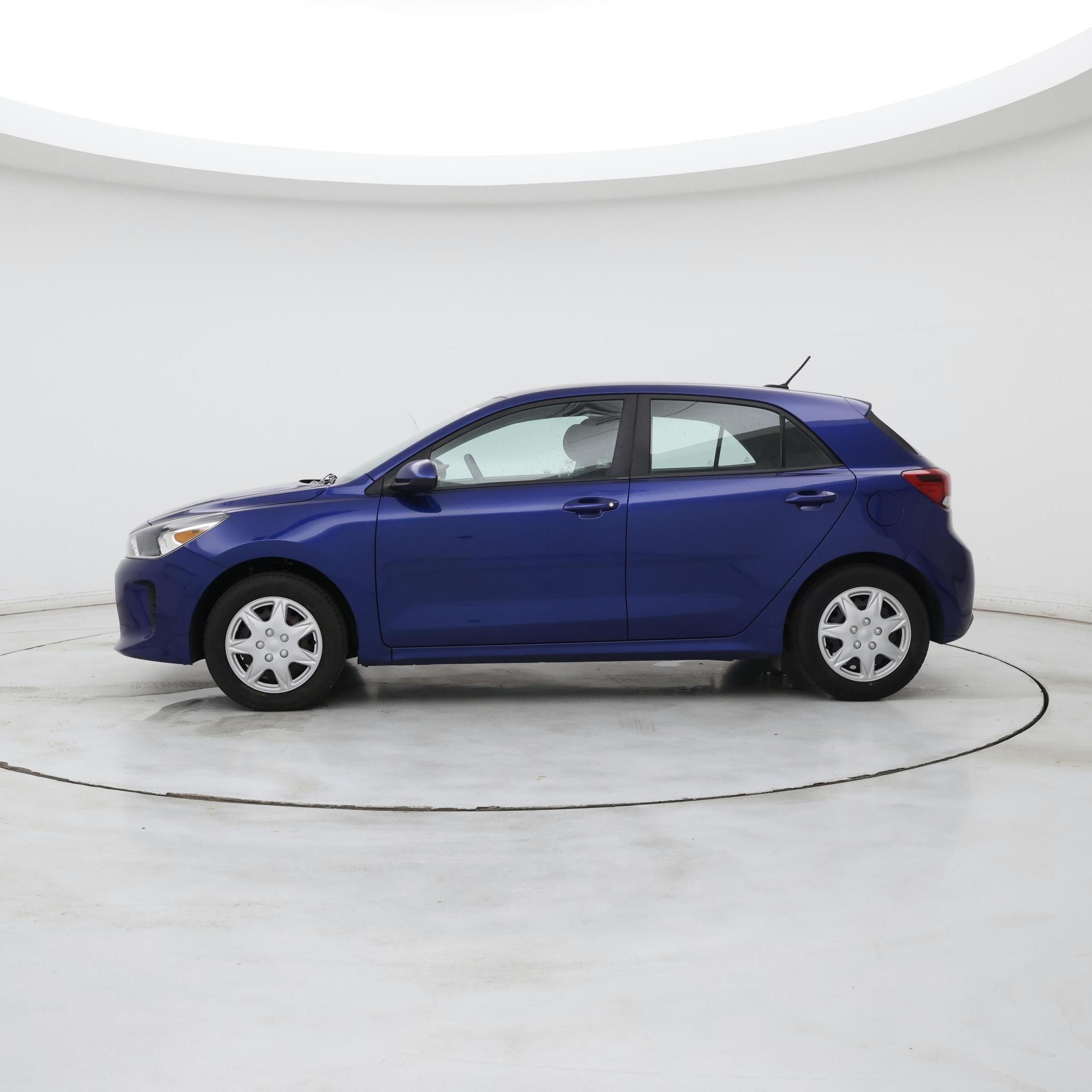 Thumbnail: 2018 Kia Rio5 - 3