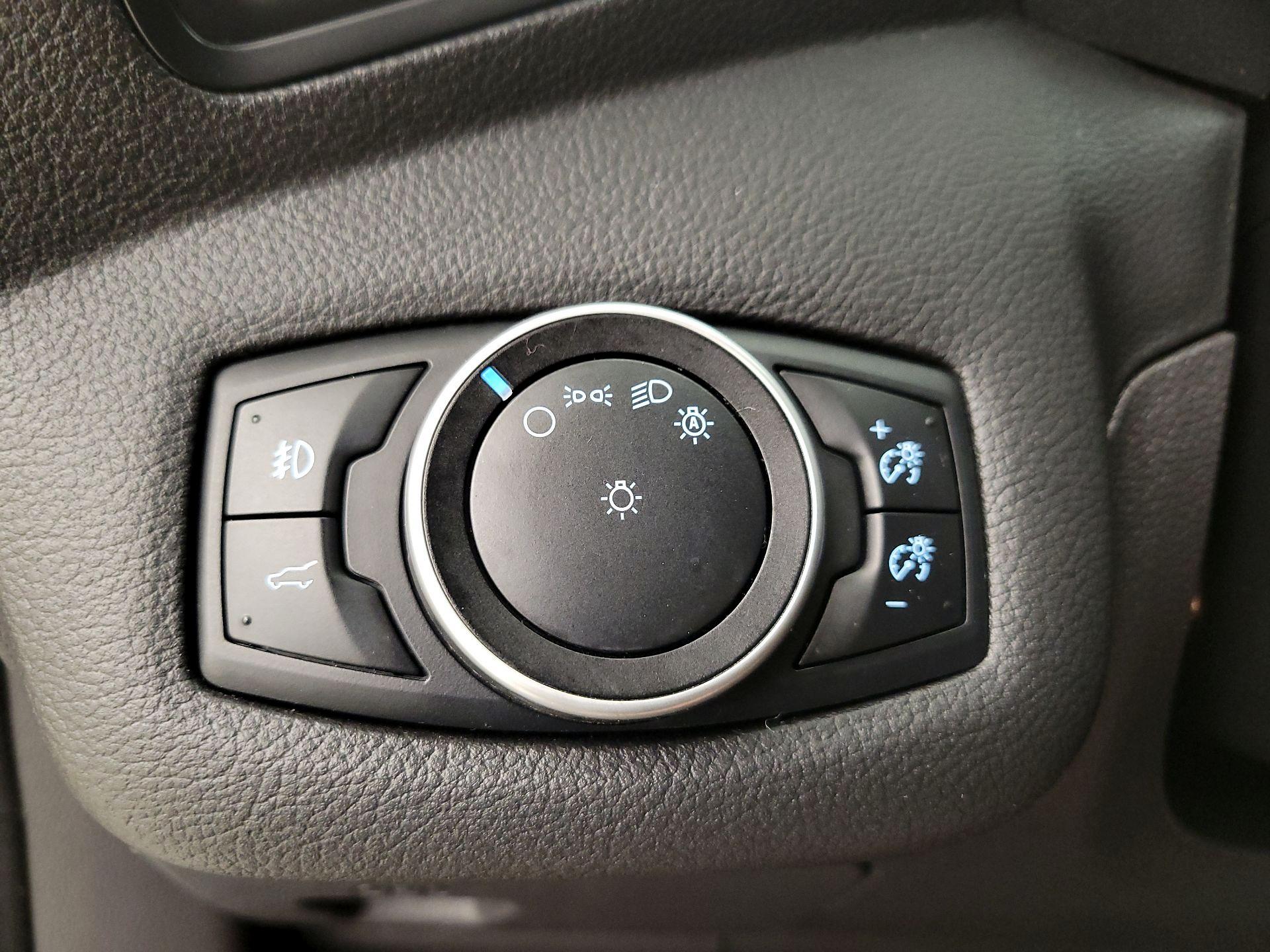 Thumbnail: 2017 Ford Escape - 13
