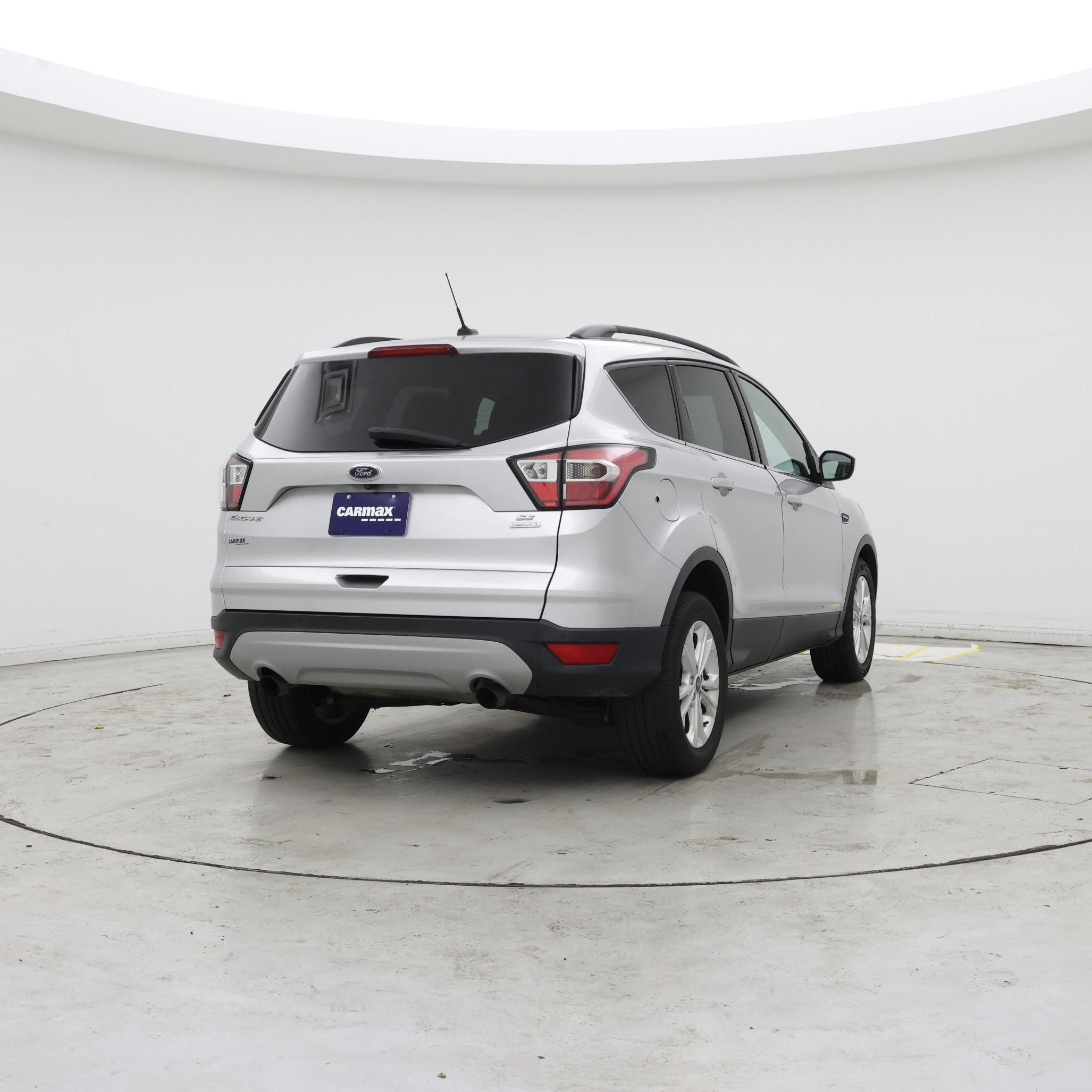 Thumbnail: 2017 Ford Escape - 8