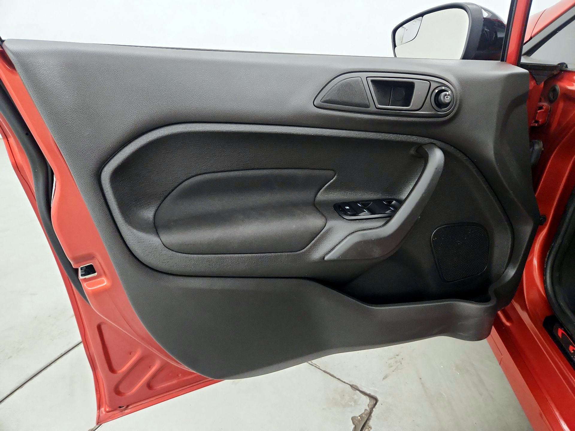 Thumbnail: 2019 Ford Fiesta - 12