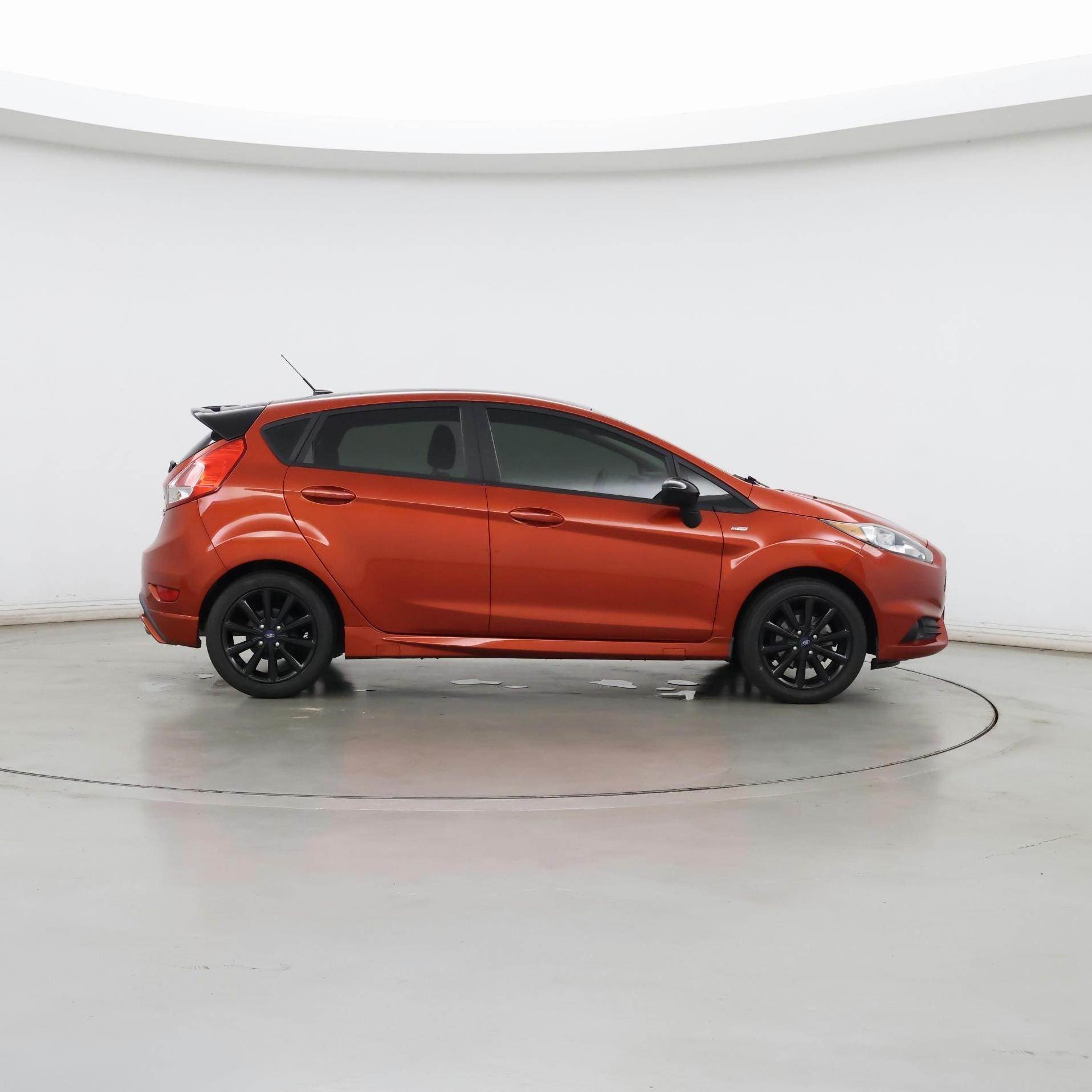 Thumbnail: 2019 Ford Fiesta - 7