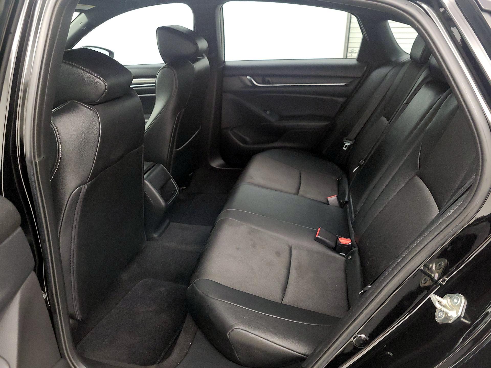 Thumbnail: 2019 Honda Accord - 18