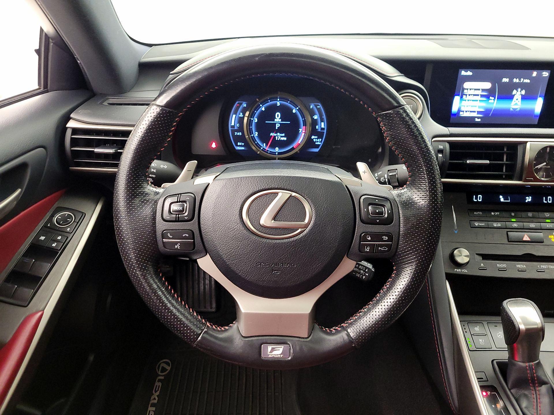 Thumbnail: 2020 Lexus IS - 10