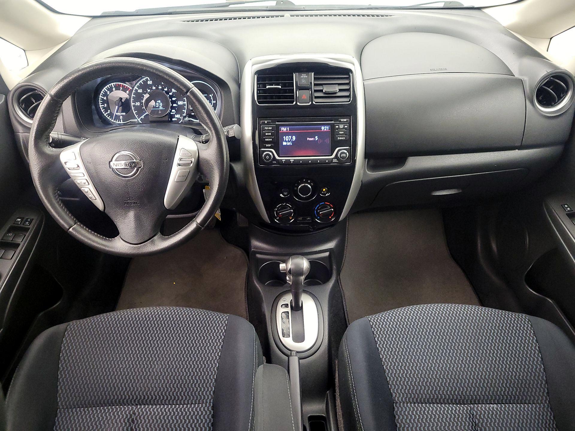 Thumbnail: 2016 Nissan Versa Note - 9
