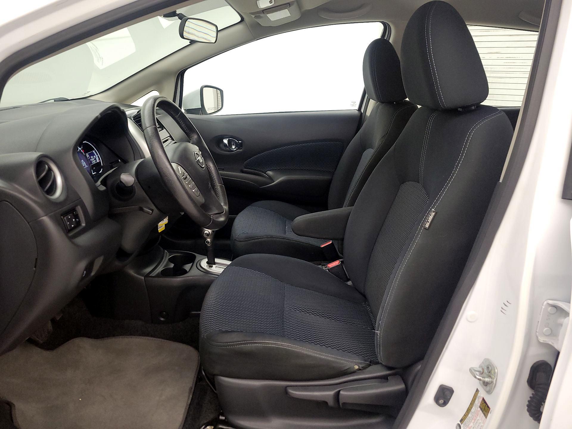 Thumbnail: 2016 Nissan Versa Note - 11
