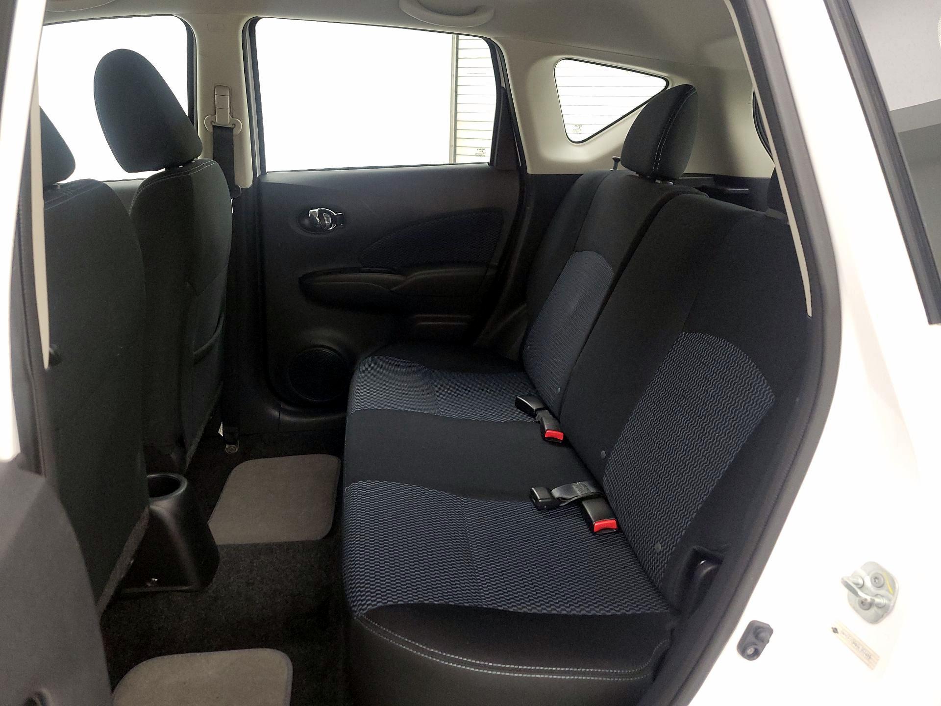 Thumbnail: 2016 Nissan Versa Note - 19