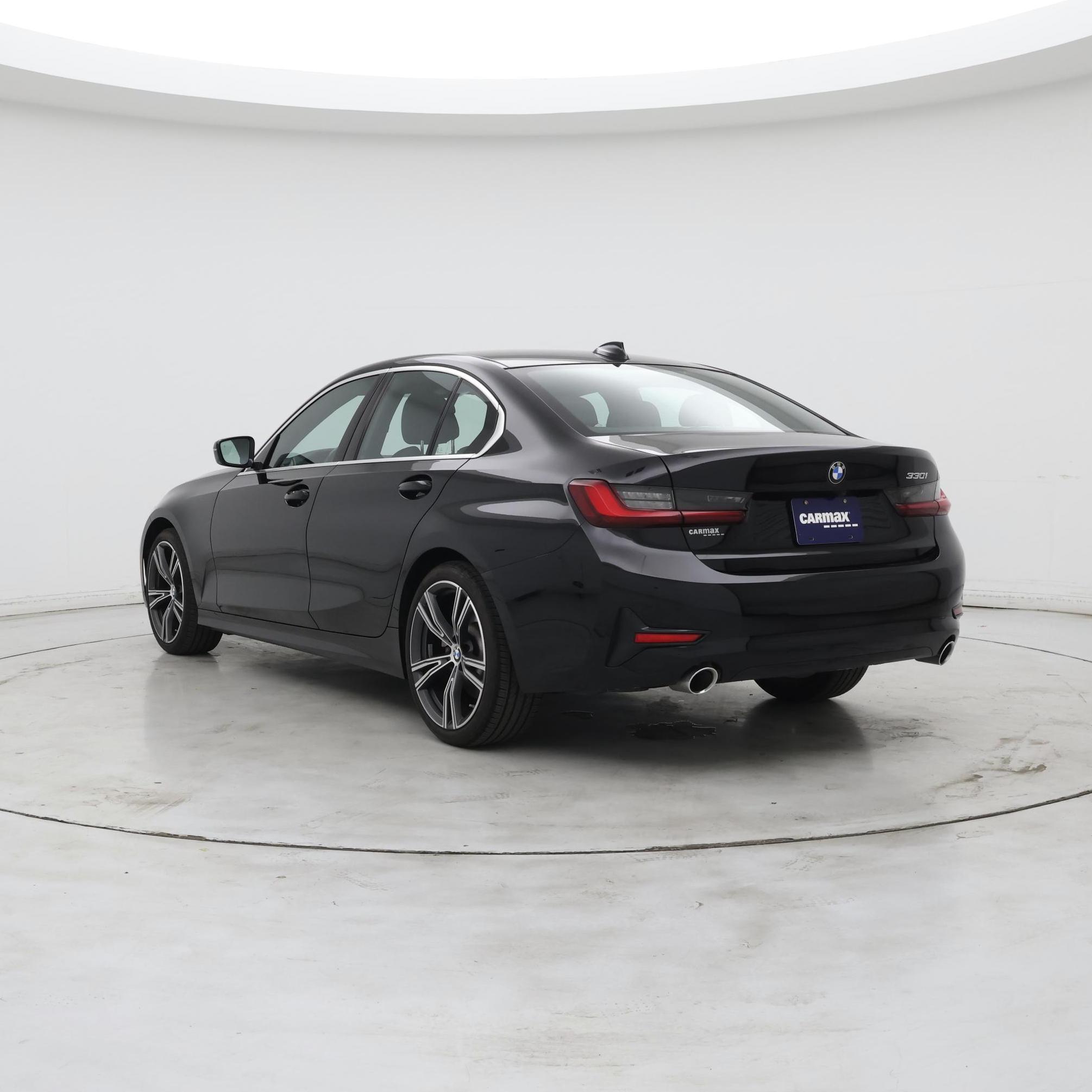 Thumbnail: 2022 BMW 3 Series - 2