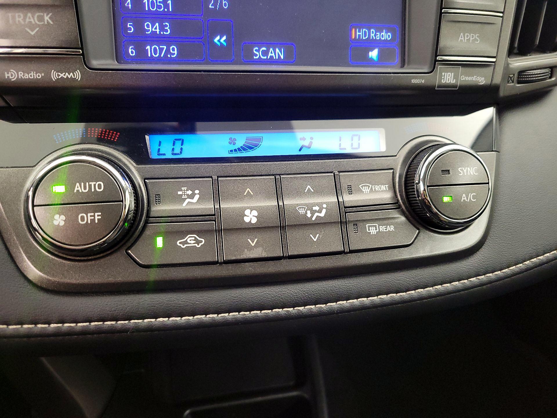 Thumbnail: 2013 Toyota RAV4 - 16