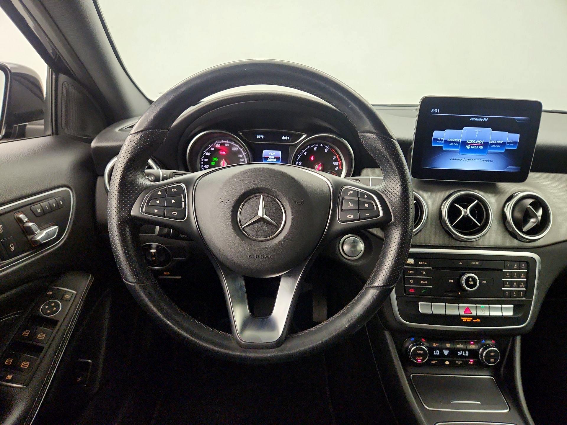 Thumbnail: 2019 Mercedes-Benz GLA - 10