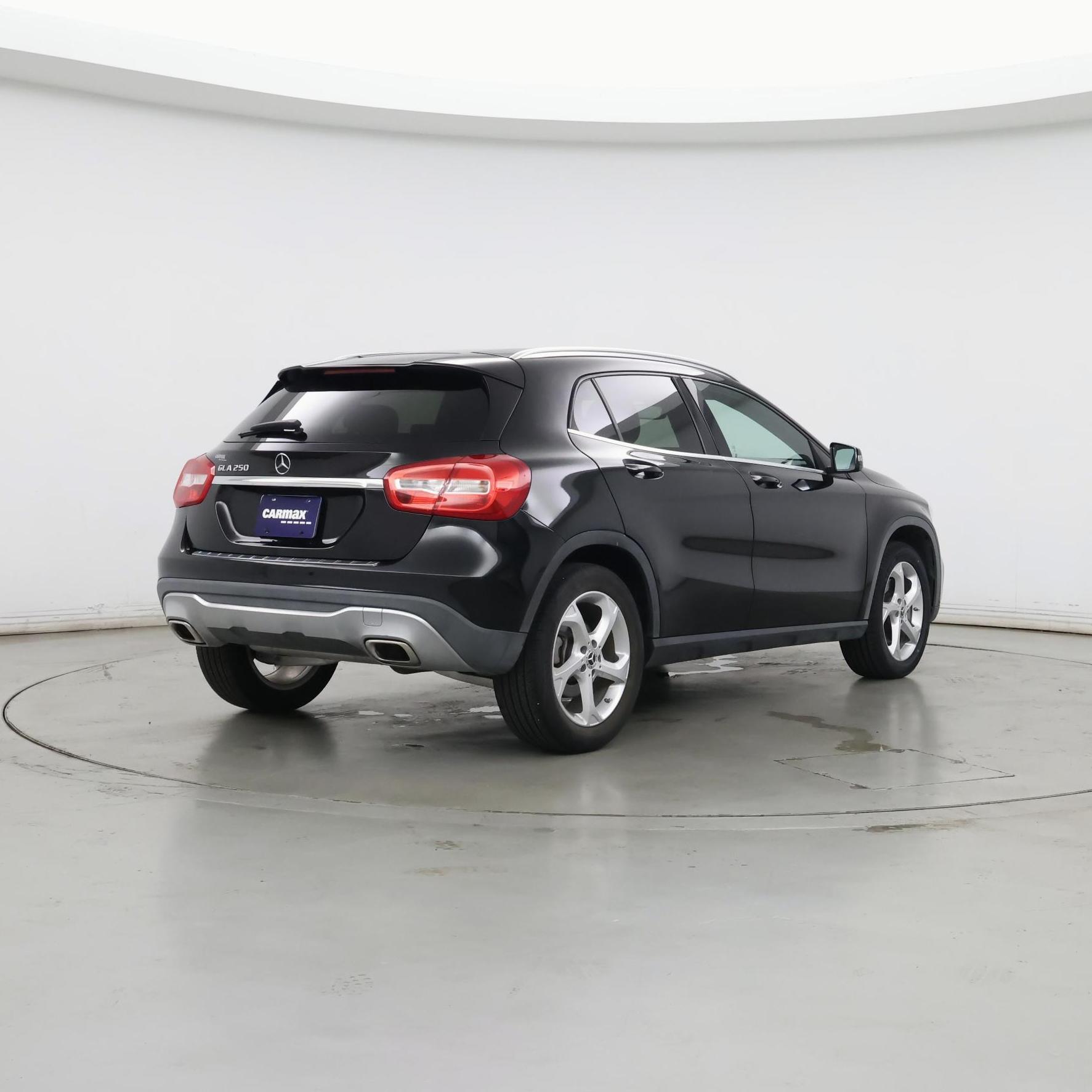 Thumbnail: 2019 Mercedes-Benz GLA - 8