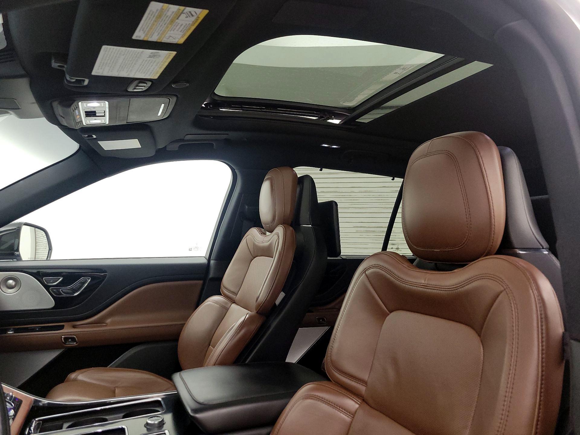 Thumbnail: 2020 Lincoln Aviator - 20