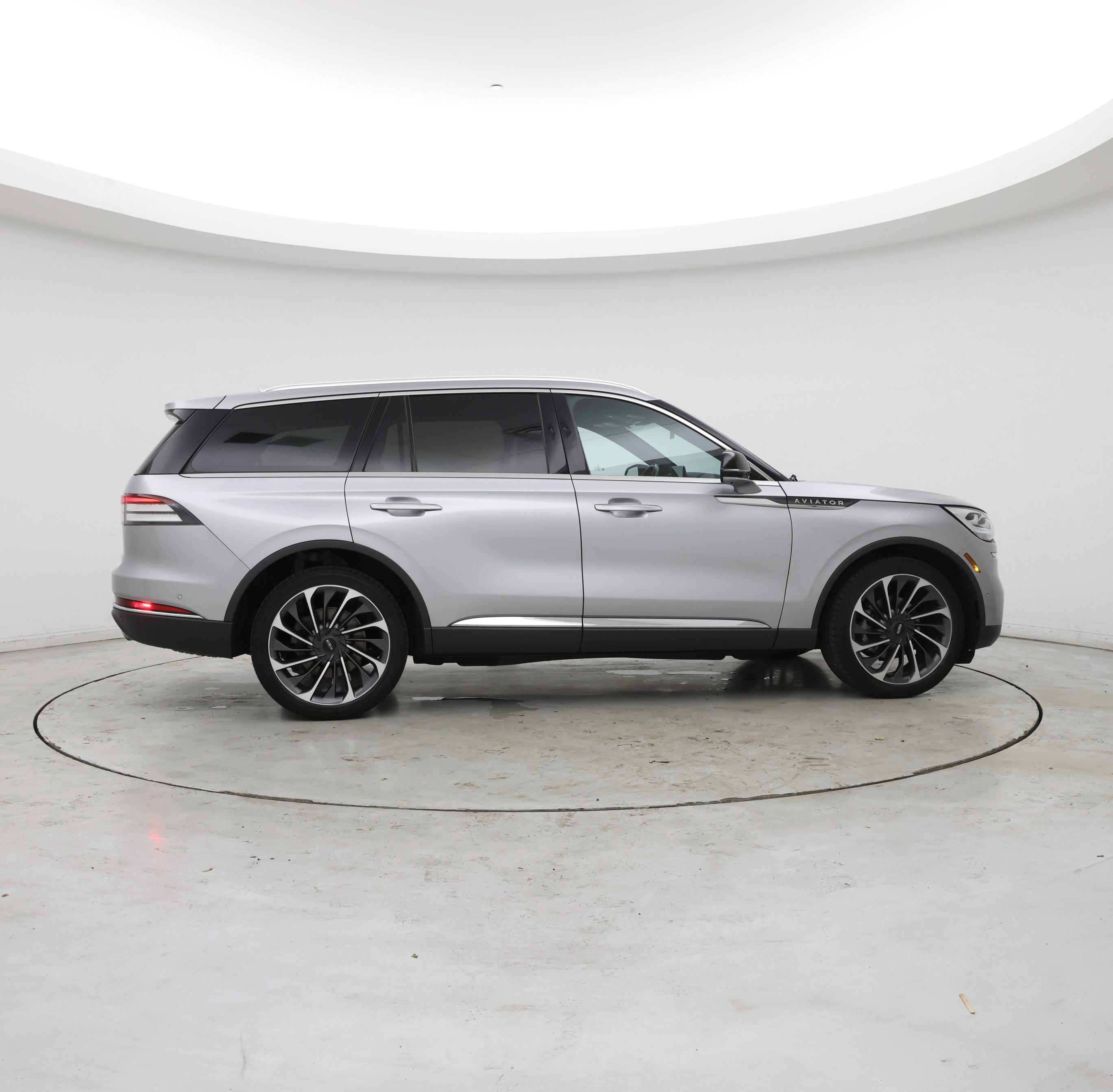 Thumbnail: 2020 Lincoln Aviator - 7