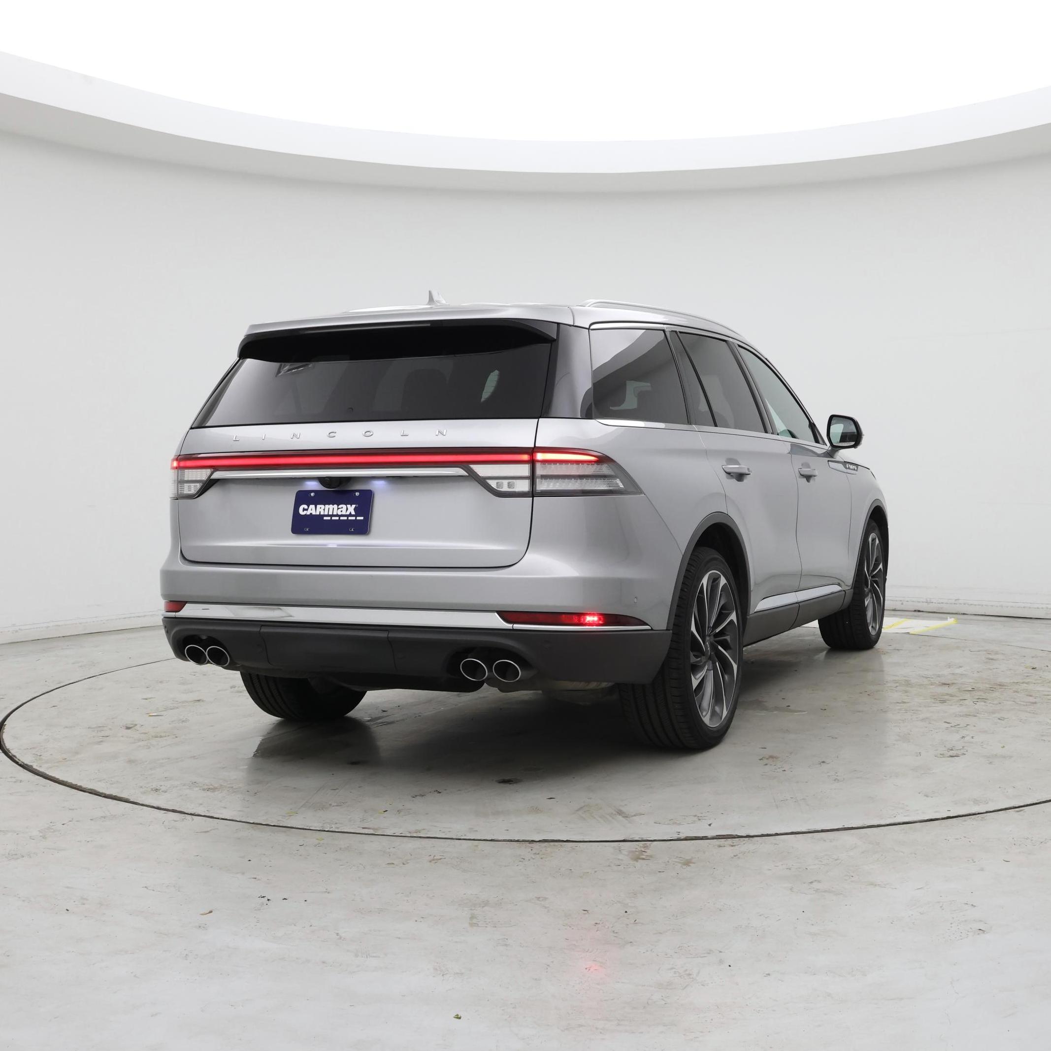 Thumbnail: 2020 Lincoln Aviator - 8
