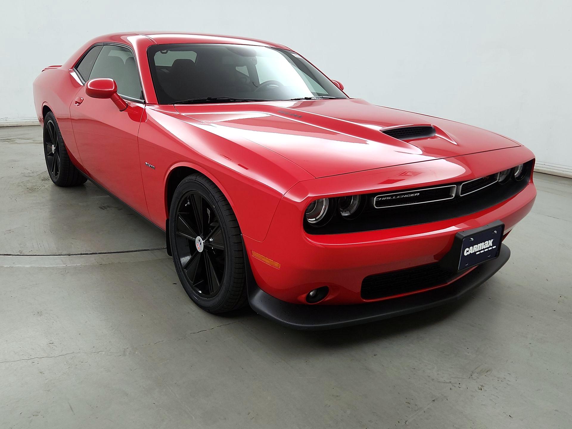 Thumbnail: 2019 Dodge Challenger - 1