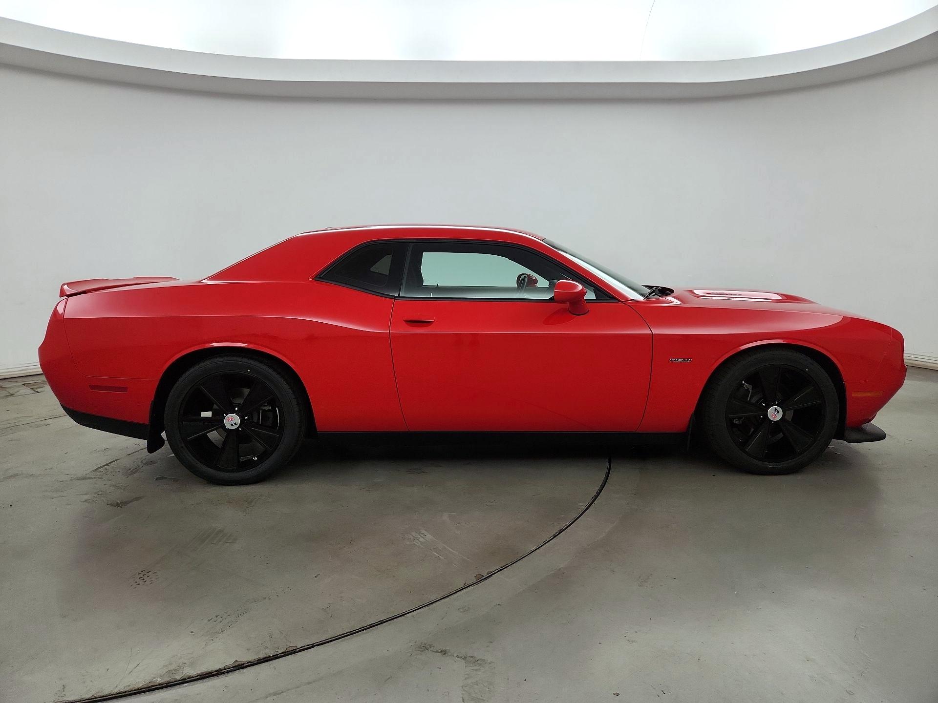 Thumbnail: 2019 Dodge Challenger - 4