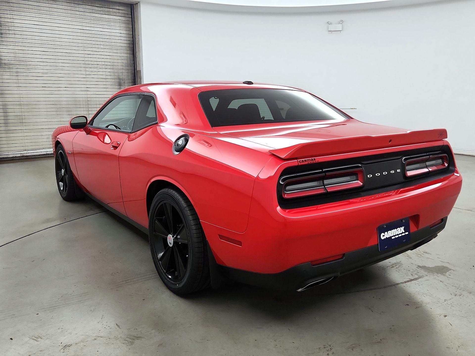 Thumbnail: 2019 Dodge Challenger - 7