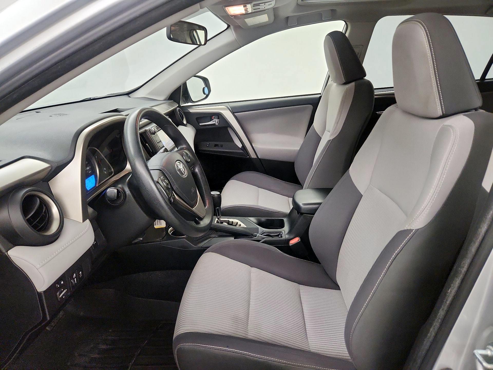 Thumbnail: 2014 Toyota RAV4 - 11