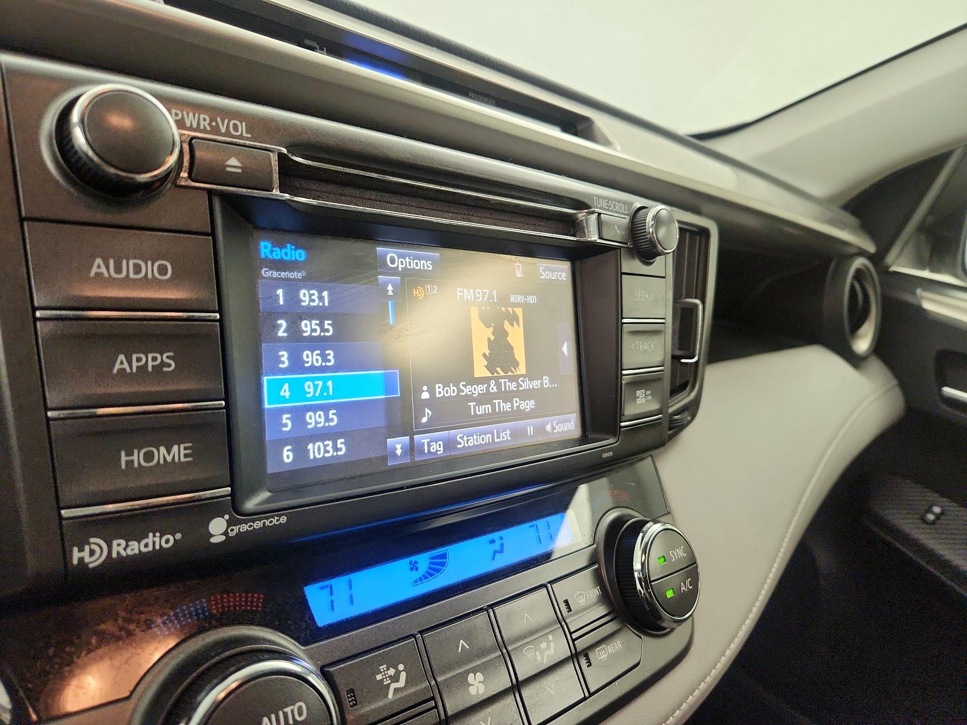 Thumbnail: 2014 Toyota RAV4 - 15